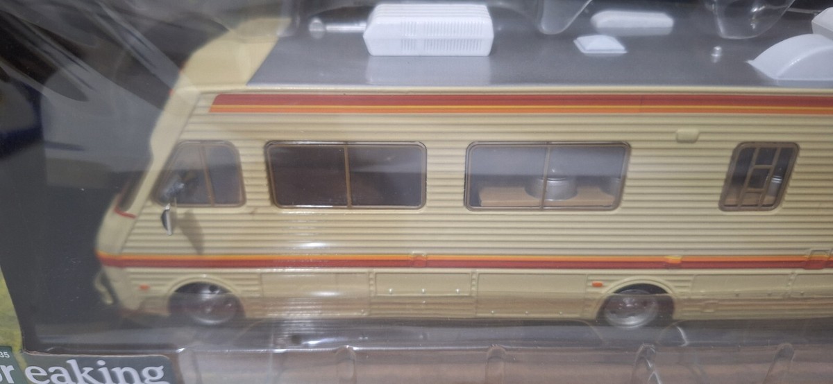 Miniature Camping-car Fleetwood Bounder 1986 1/43, Vu Dans Breaking Bad