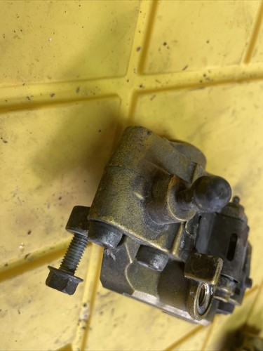 01-02 Suzuki GSXR1000 GSXR 1000 Front Brake Caliper left - Picture 3 of 12