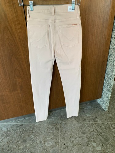 Hudson Barbara H.R.A SS B. Pantalones de mezclilla con botones expuestos Fly Crop talla: 25 color: rubor - Imagen 4 de 11