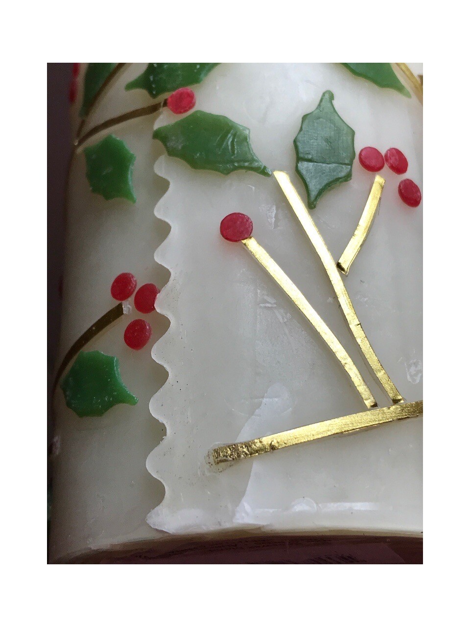 MacKenzie Childs Holiday a Glow 4" Pillar Candle Beeswax Blend Holly Berries