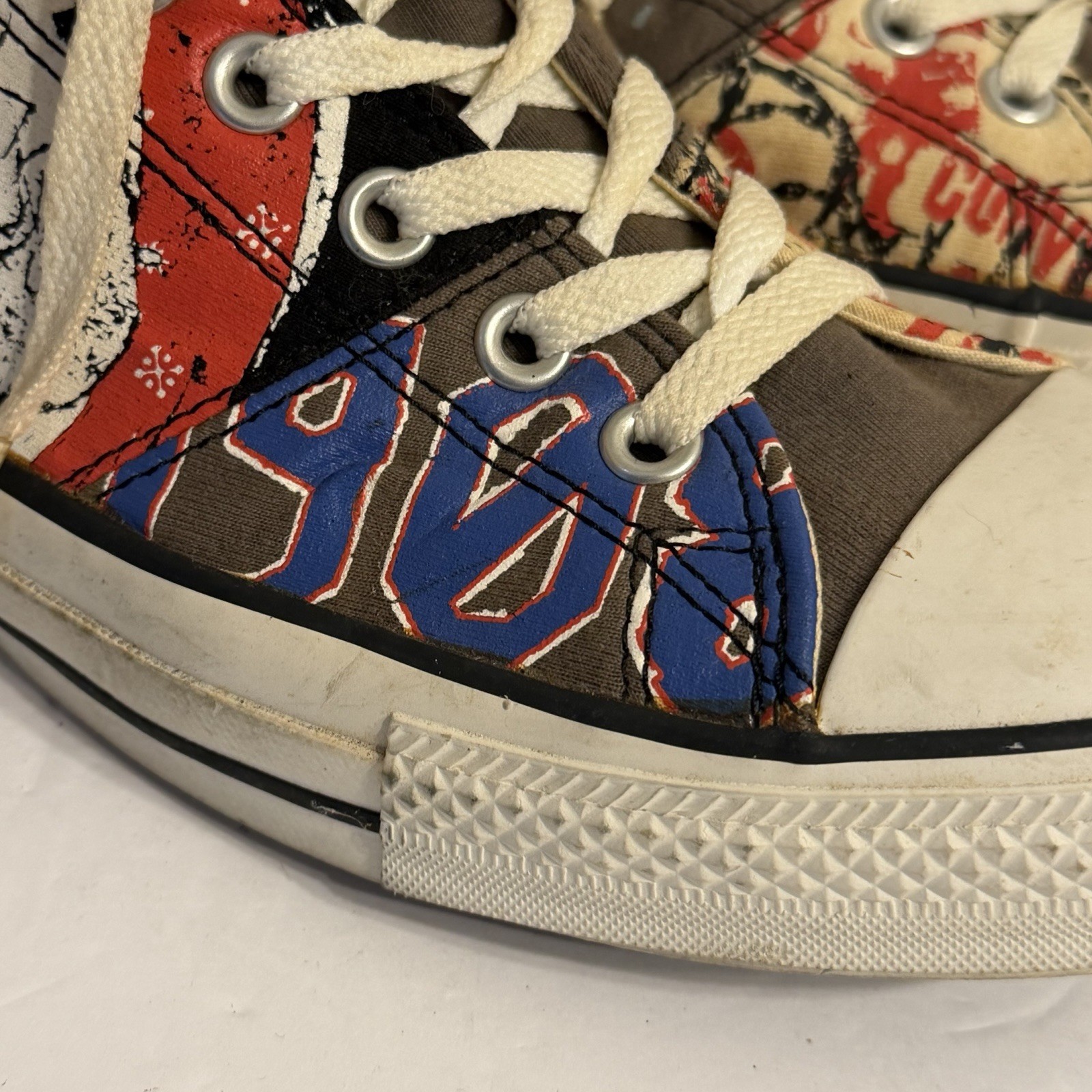 Converse All Star Chuck Taylor Zombie Street Art VTG Low Top Sneakers Size 11 thumbnail 11