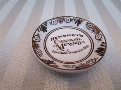 VINTAGE HERSHEY'S CHOCOLATE PORCELAIN 2.5 MEMIORIES MINATURE PLATE