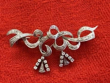 Antique Art Nouveau European Cut Diamonds Platinum Brooch With Two Dangles