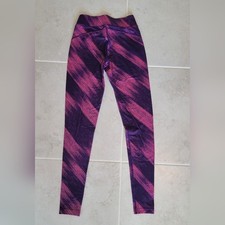 Women's Nike Purple and Pink Leggings