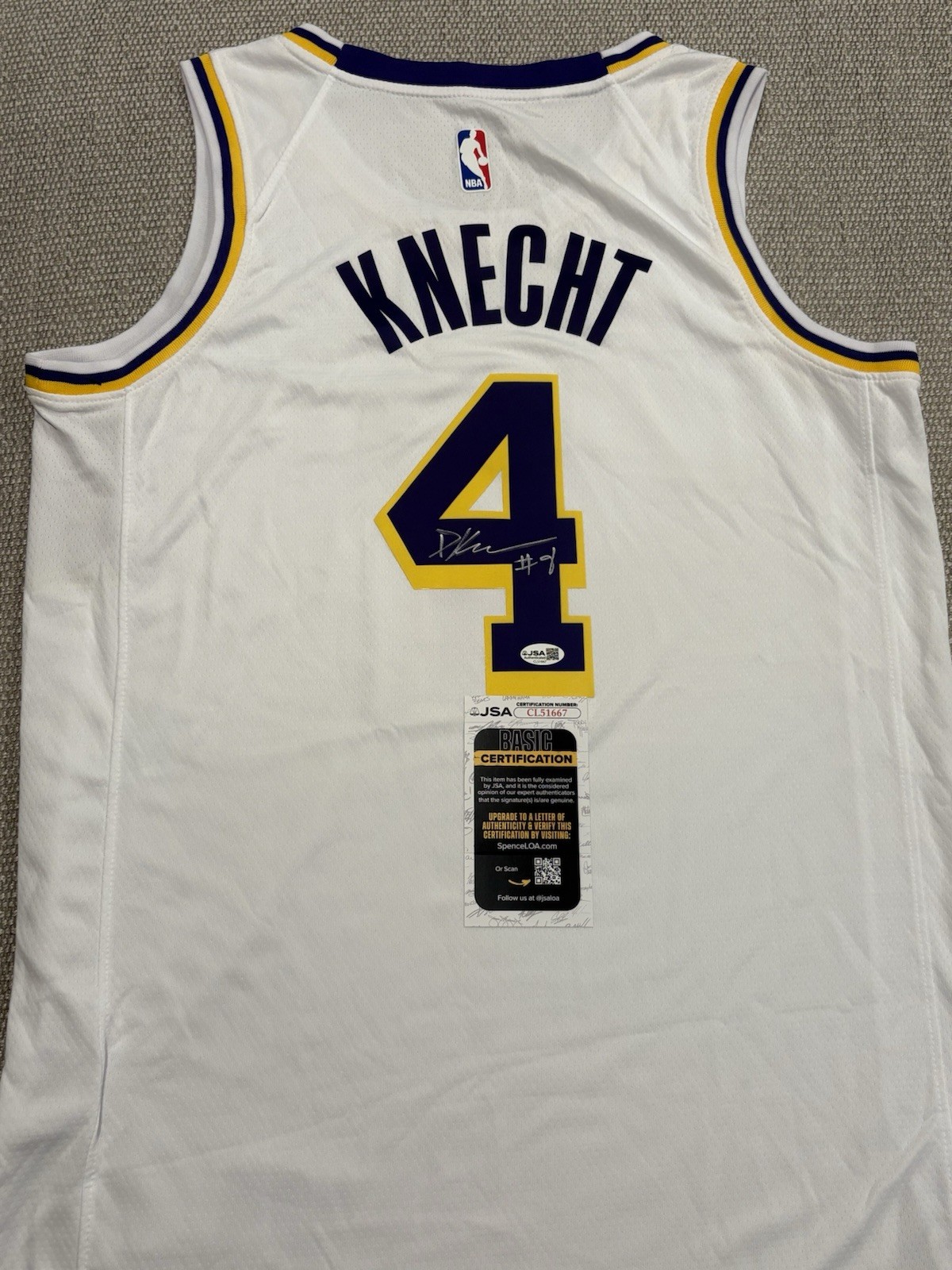 JSA COA DALTON KNECHT Signed Autographed Los Angeles Lakers Jersey Tennessee 