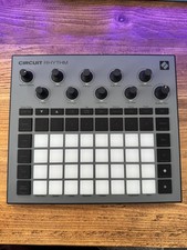 Novation Circuit Rhythm groovebox sampler drum machine