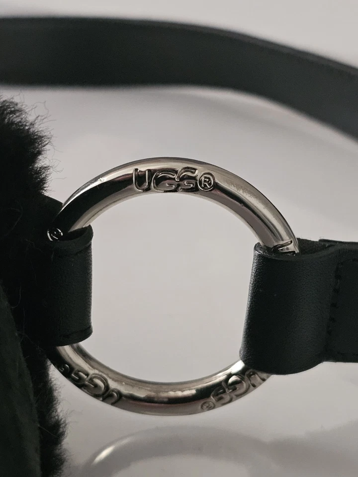 UGG SUNDANCE 黑色麂皮绒/羊毛单肩包长方形包 Y2K  — 第 3/4 张图片