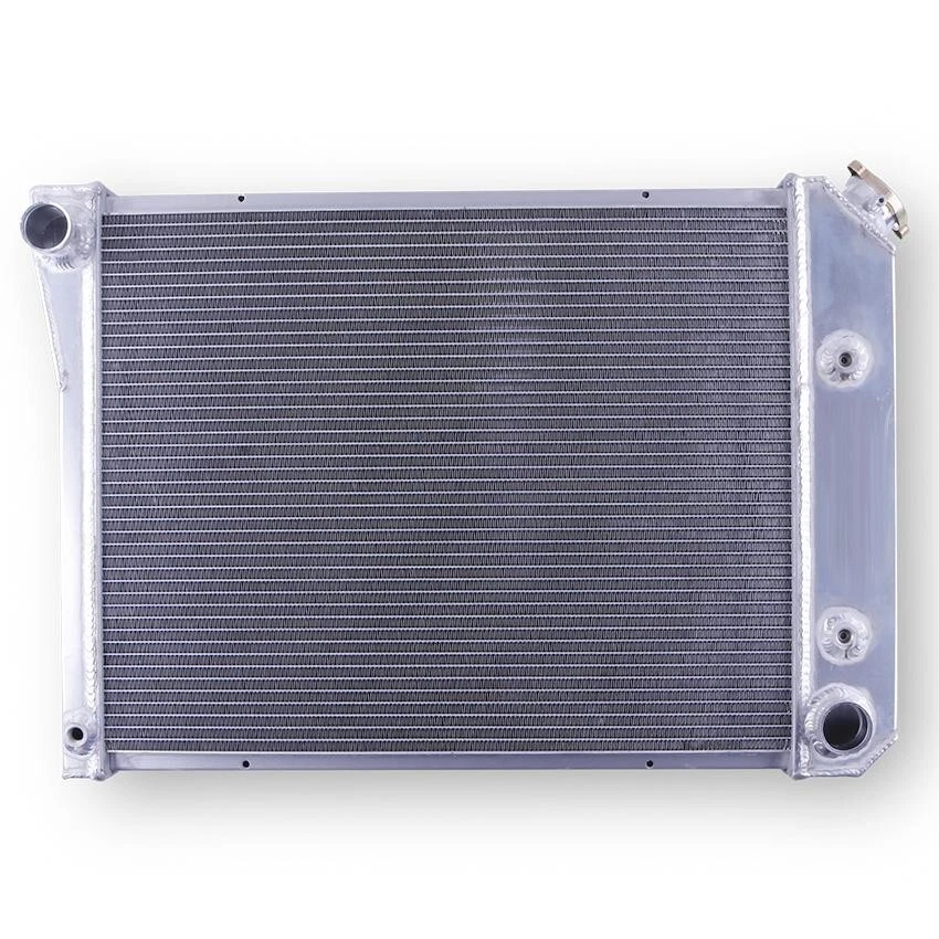 3 Row Aluminum Radiator for 1980-1987 Oldsmobile Cutlass / Chevy Monte Carlo - Imagem 2 de 4