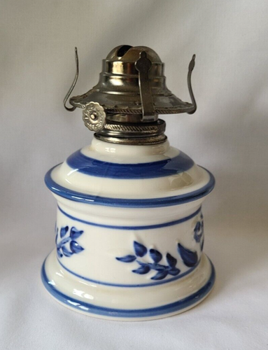 Vintage Lamplight Farms Blue & White Porcelain Hurricane Oil Lamp Base Only - Picture 4 of 9