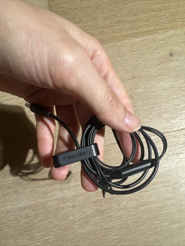 Blackberry HDW-44306-001 BlackBerry 3.5mm Standard Stereo Headset - Picture 4 of 4