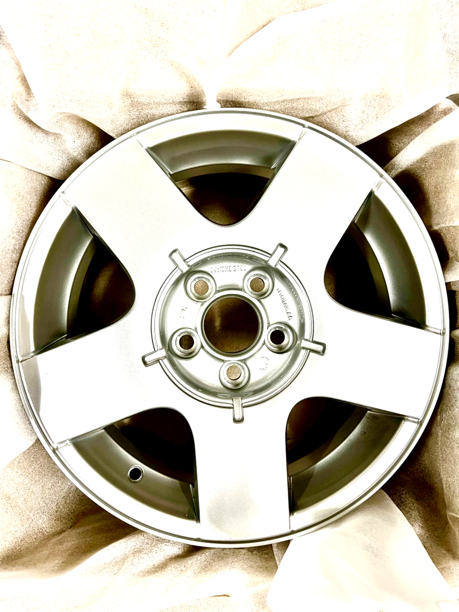 Original VW/AUDI 1J0601025AA091 Alloy Wheel 15 Inch Bora Golf III