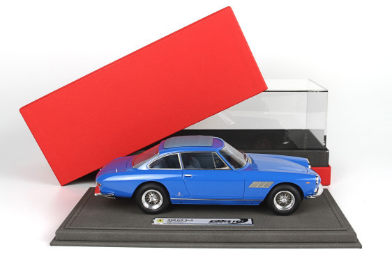 BBR Ferrari 330 GT 2+2 closed roof John Lennon Deluxe w/case
