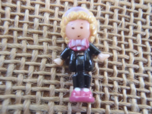 Vintage Polly Pocket Bluebird 1991 Perfect Piano Recital Ring Polly Figure Doll