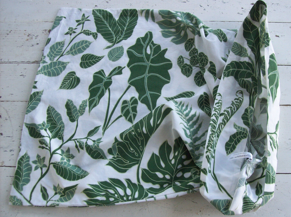 URBAN OUTFITTERS Jungle Leaves PillowcaseGreen/WhiteCotton Blend eBay