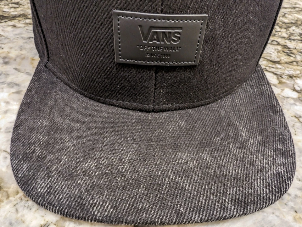 Vans Stormy Weather Allover It Hat, 6-Panel Snapback, Faux Leather Logo Black - Image 2 of 4