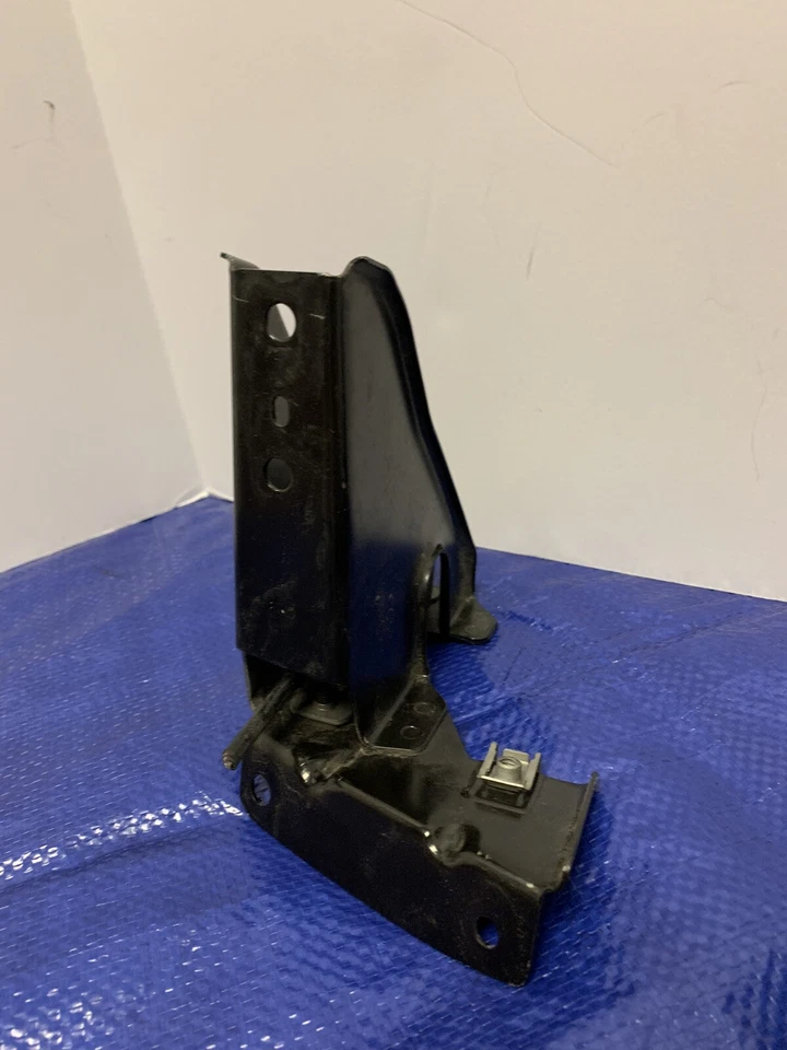 BMW E90 E91 E92 E93 325I 328I 330I 335I Hood Latch Pair Left Right  - Изображение 4 из 4