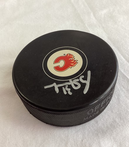 Grant Fuhr Calgary Flames Official Game Hand Signed Puck Autographed JSA COA HOF - Picture 9 of 9