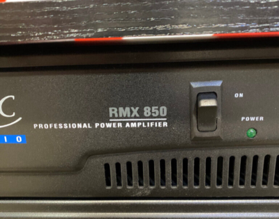 QSC RMX 850 Power Amplifier Rack Mount 200 watts per channel at 8