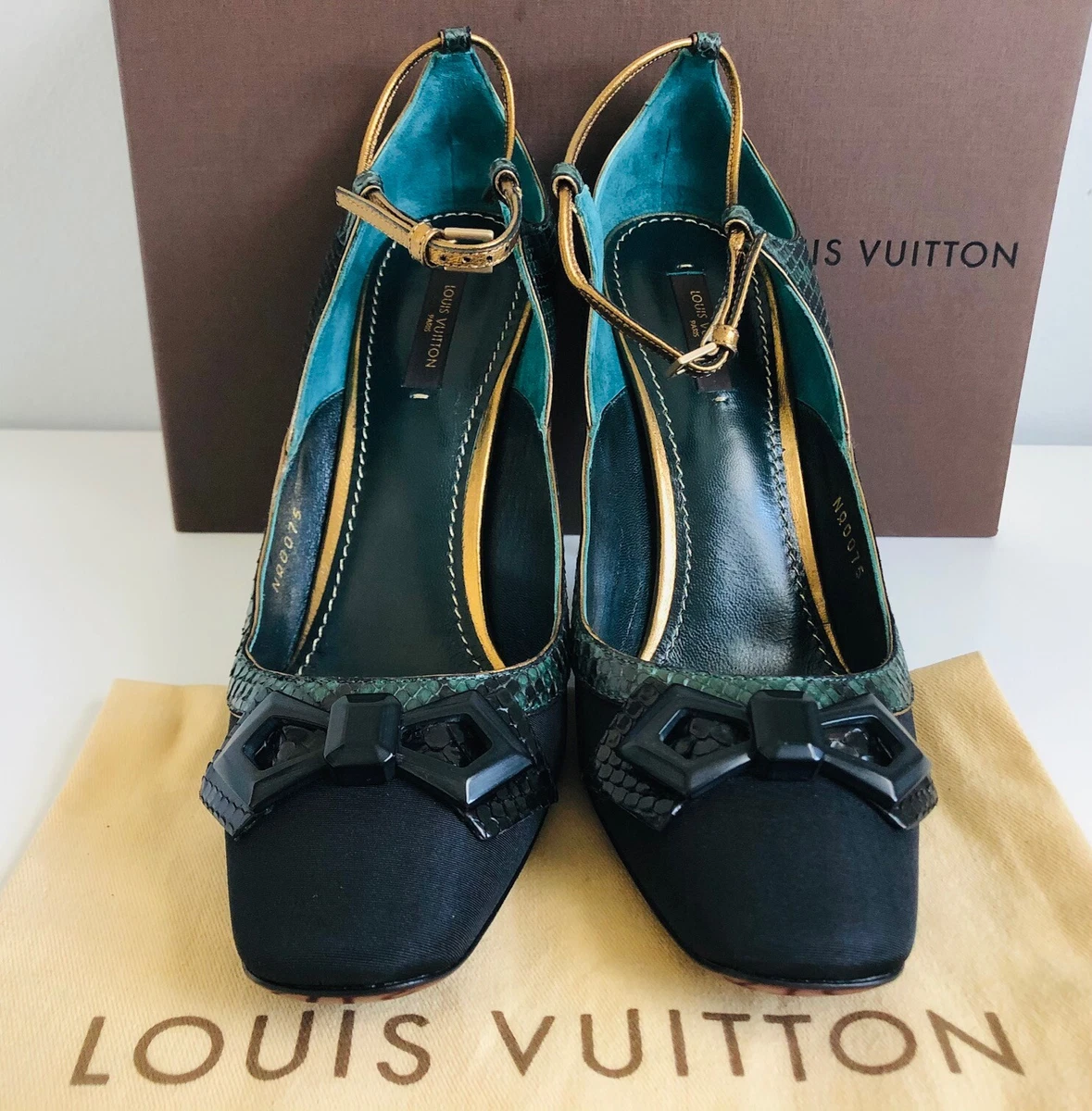 NIB Authentic LOUIS VUITTON Runway Water Snake Ankle Pumps Black & Green Sz  39.5