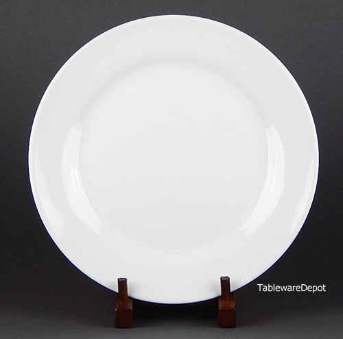 Gordon Ramsay EVERYDAY WHITE: Set(s) of 2 Dinner Plates, SUPERB+ Condition - Picture 2 of 4