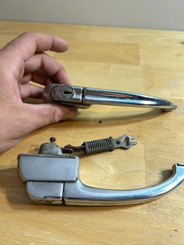 NOS British Leyland Exterior Outside Door Handle MGB Triumph Spitfire Midget - Picture 3 of 5