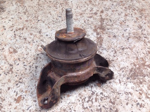 Engine Mount / Mounting 21812-2E000 for KIA SPORTAGE 2.0 PETROL 2006 - Picture 2 of 4