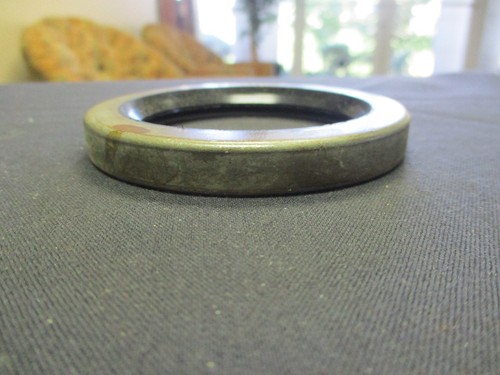 National Oil Seals 43073S Sigillo olio inutilizzato - Foto 4 di 5