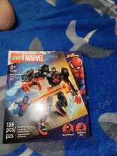 LEGO Super Heroes: Marvel Logo & Minifigures (76313) for sale