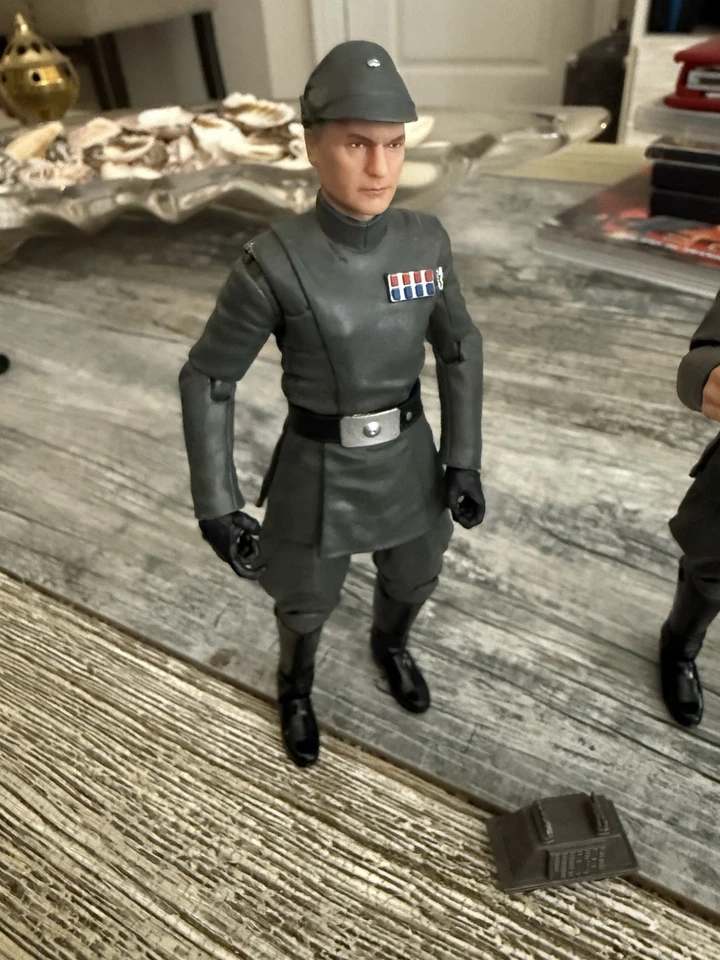 Oficiales de Star Wars Black Series Foto 2 de 4
