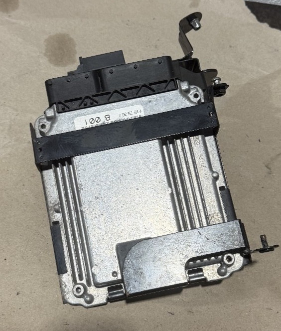 2008-2014 Ferrari California  ECM F149 OEM With TIRE PRESSURE MONITORING SYSTEM