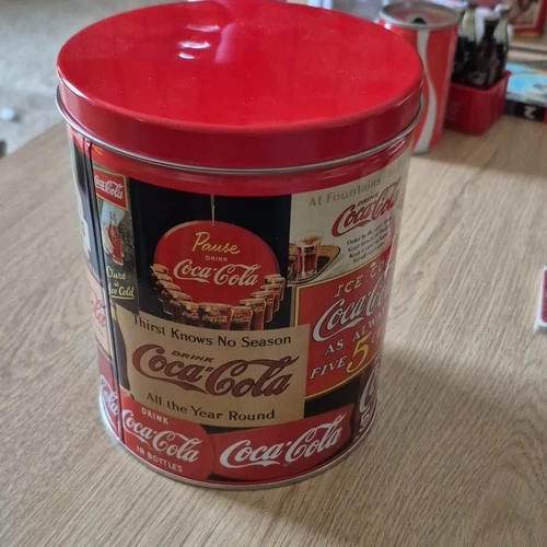 Coca-Cola Collectible Tin Jigsaw Puzzle Vintage Advertising Red Multicolor Soda