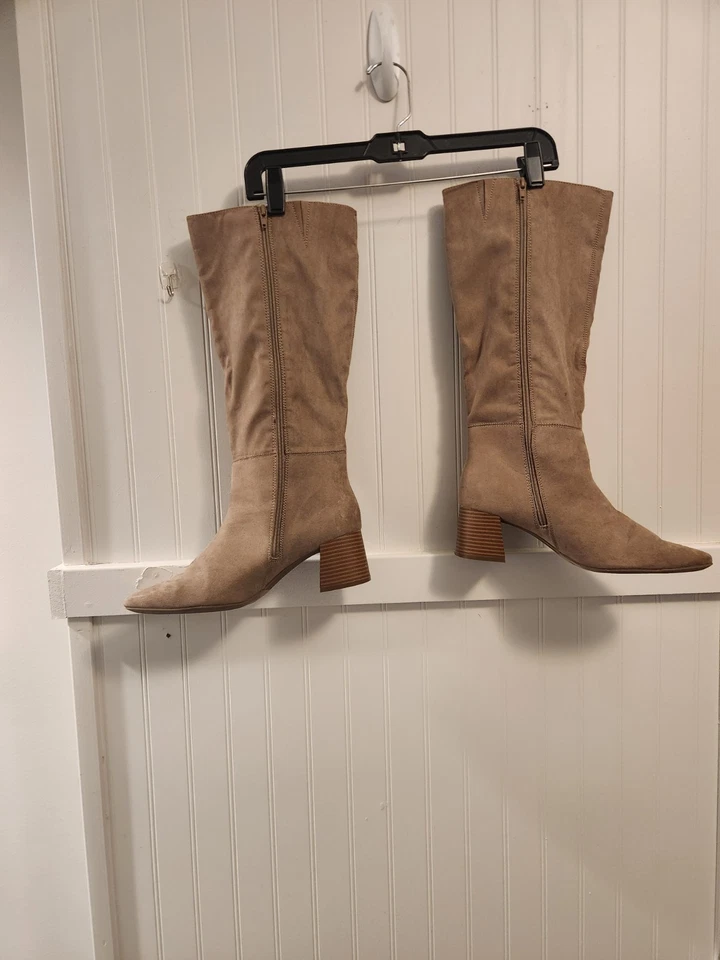 Worthington Women's Elagant Tan Suede Tall Boots Size 9.5 M - Image 2 of 4