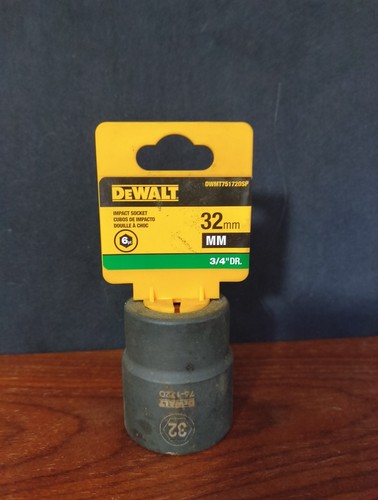 DEWALT Impact Sockets 3/4 In Drive 6 Point 32 MM Steel Black Oxide dwmt751720sp - Bild 1 von 4