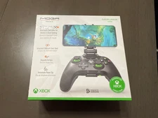 Moga PowerA Xbox Controller with phone clip