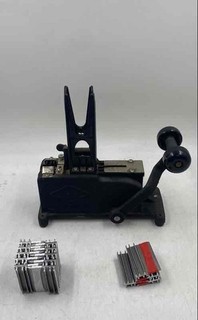 B K Black Manual Collectible Heavy Metal Floral Stemming Pick Machine