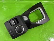 VW AMAROK CENTRE CONSOLE TRIM MULTIFUNCTION SELECTOR SWITCH CONTROL PANEL 22-25