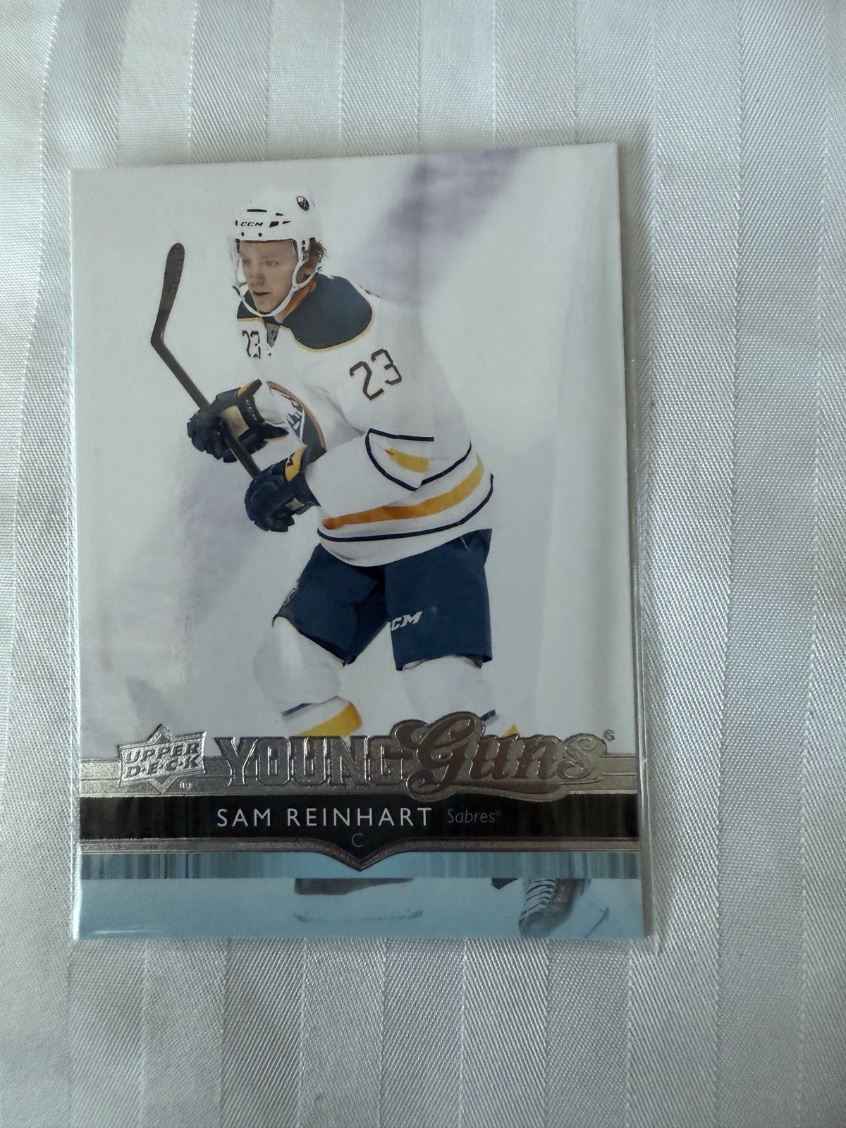 2014-15 Upper Deck  Series 1 Sam Reinhart Young Guns RC #206 