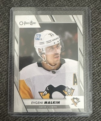 2023-24 O-Pee-Chee Close Up Photo Variation SP #110 Evgeni Malkin Penguins