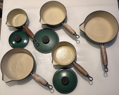 Cousance Le Creuset Soßenpfannen grün Emaille Gusseisen 5 Pfannen mit 3x Deckel 12-20