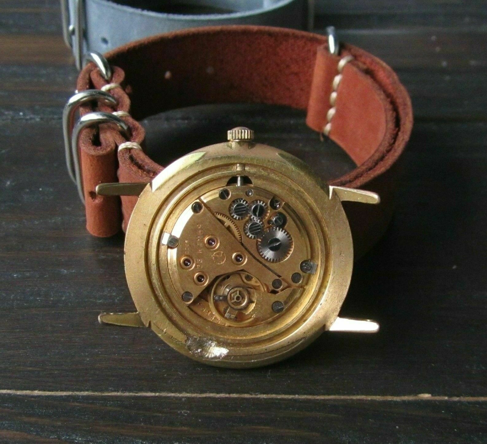 Luch 2209 Wrist Mens Watch 23 Jewels Soviet Slim Vintage USSR Serviced Mens Gift Ostatnia praca, świetna cena
