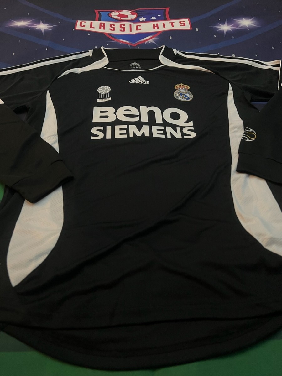 ウェア Real Madrid 100th Away Raul Gonzalez 7 d3e5980dc3f0f2de8be05e0f4c9c44