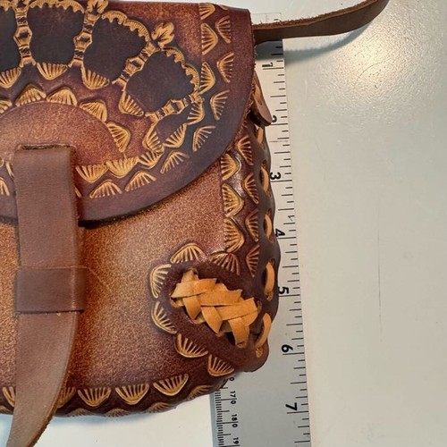 Chile Vintage 70s Brown Leather Saddle Western Hippie Tooled Crossbody Sling Bag - Picture 13 of 14