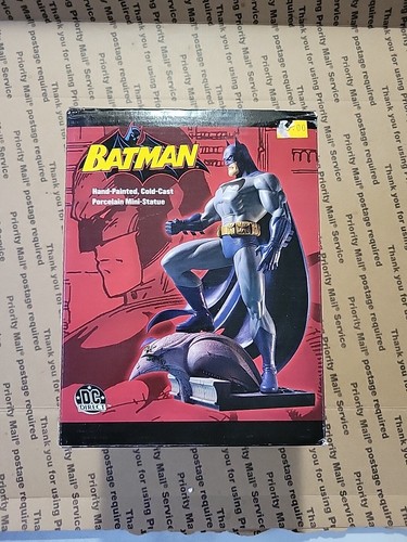 BATMAN 6.5" Hand-Pianted Cold-Cast Porcelain Mini-Statue - Broken See Pictures