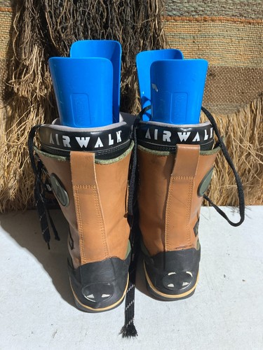 Size 7 Airwalk Snowboard Boots - Picture 3 of 7