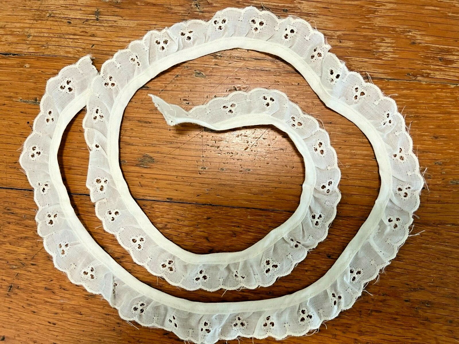 Ivory Gathered Embroidered Eyelet Trim 1
