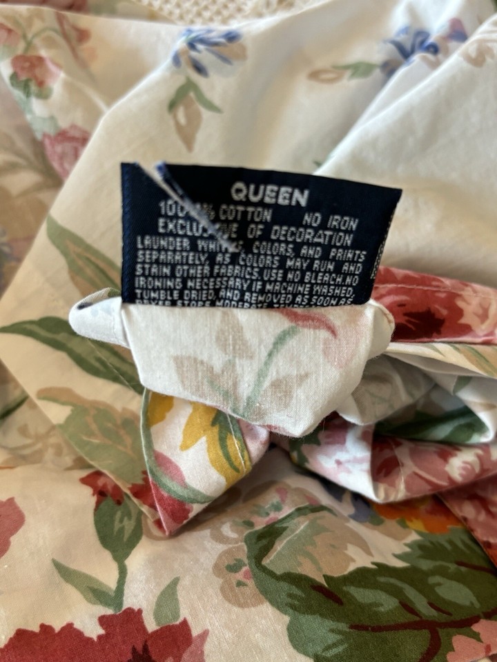 Ralph Lauren Vintage Allison Standard/ Queen Pillow Case & Flat Sheet