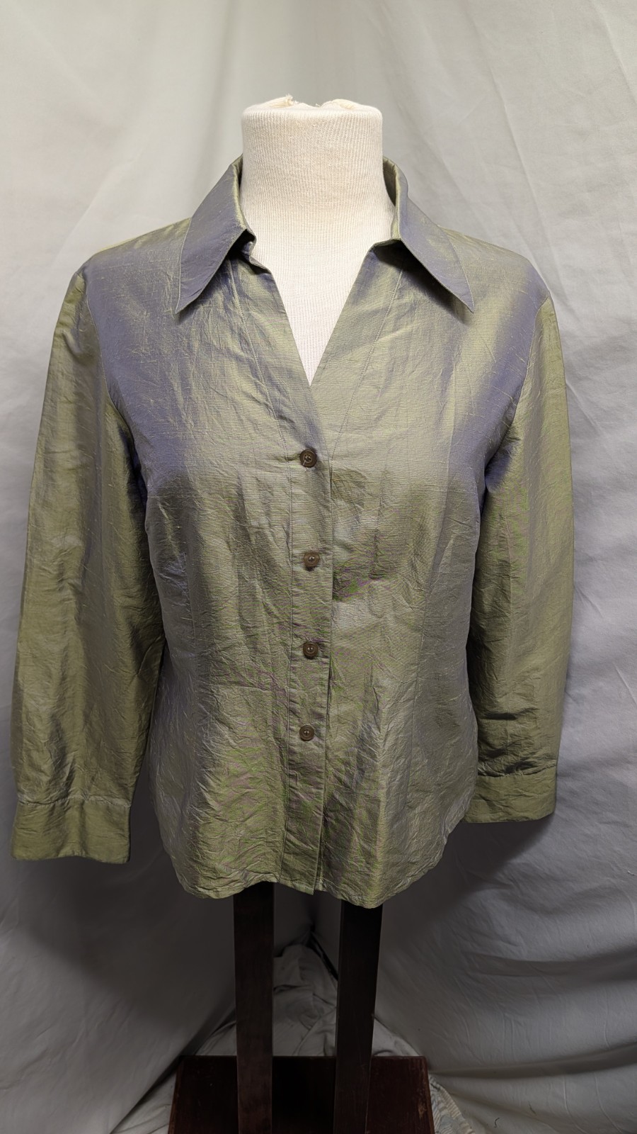 Worthington Women’s M 100% Silk Green Long Sleeve Blouse Button Down