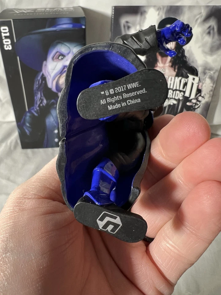 The Undertaker - Loot Crate Slam Stars & The Last Ride DVD -Figura de Luta Livre C6 - Imagem 4 de 4