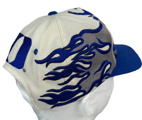 RARO Sombrero Duke Blue Devils Años 90 Llama Snapback Magic By Bee - Imagen 4 de 10