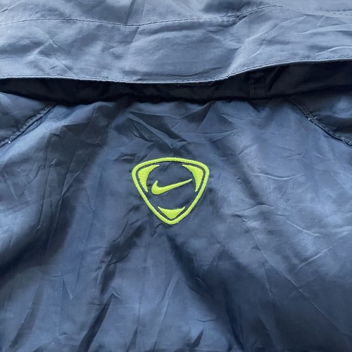 Nike FC Barcelona Down Puffer Jacket XS Total 90 Hooded Coat Football See Pics - Picture 9 of 15